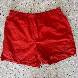 Columbia Red 6” Men’s Large Mesh-Lined Athletic PFG Shorts